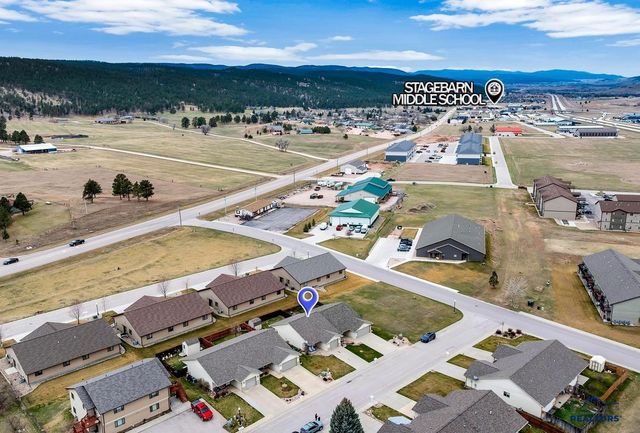 10903 FREEDOM PL, Summerset, SD 57718