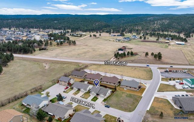 10903 FREEDOM PL, Summerset, SD 57718