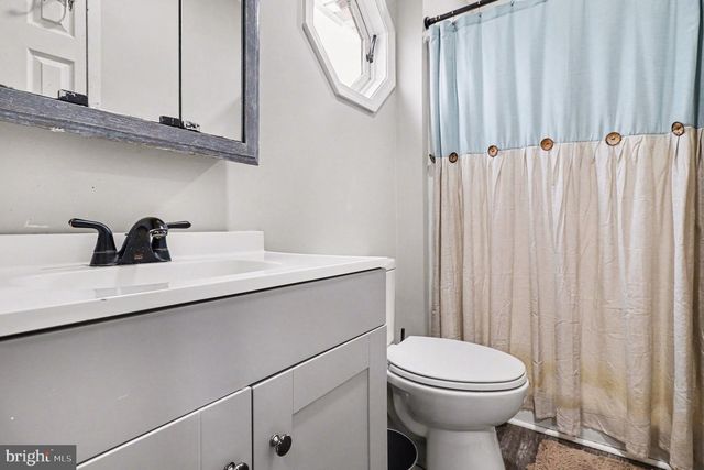 2225 PARTLOW RD, Beaverdam, VA 23015