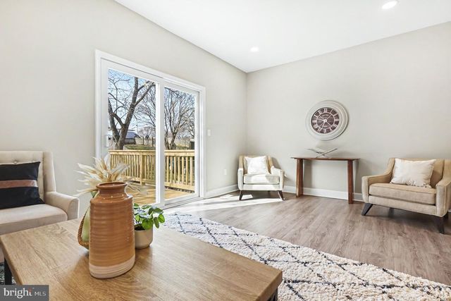 32 ROMANOFF CT, Baltimore, MD 21234