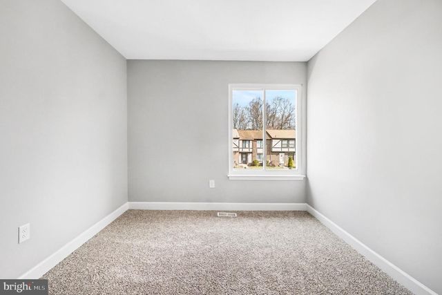 32 ROMANOFF CT, Baltimore, MD 21234