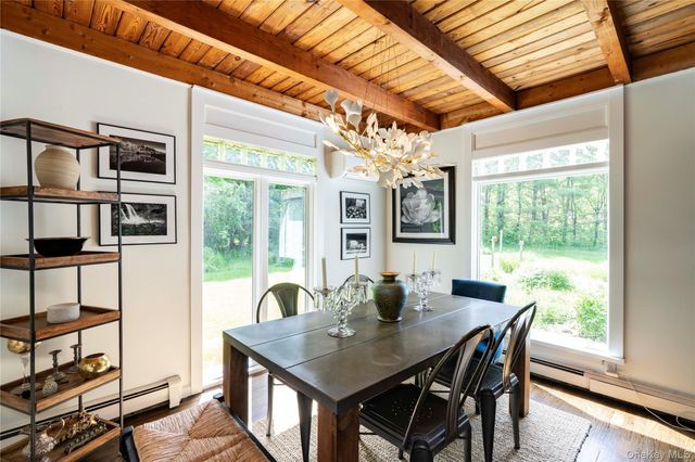 10 Pilgrims Progress Road, Rhinebeck, NY 12572