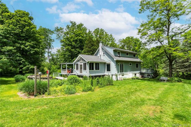 10 Pilgrims Progress Road, Rhinebeck, NY 12572