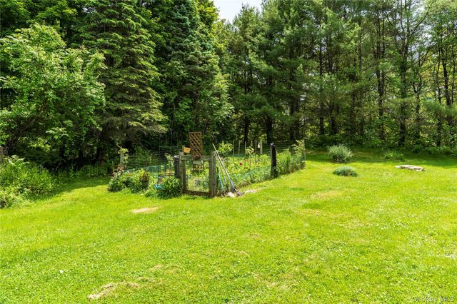 10 Pilgrims Progress Road, Rhinebeck, NY 12572