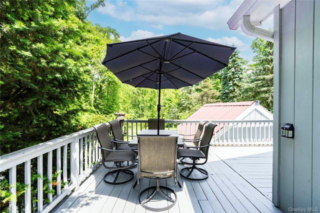 10 Pilgrims Progress Road, Rhinebeck, NY 12572