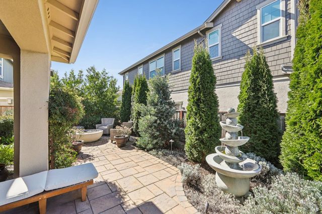 2453 Francisco Ave, Santa Rosa, CA 95403