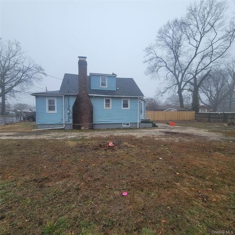 3 Keuka Road, West Hempstead, NY 11552