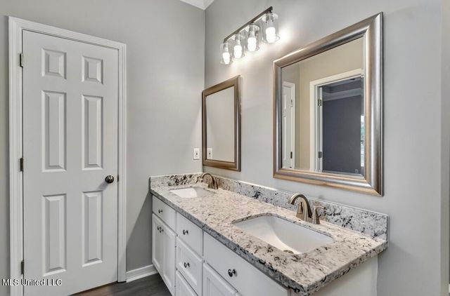 301 White Oak Drive, Brandon, MS 39047