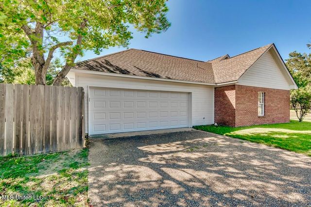 301 White Oak Drive, Brandon, MS 39047