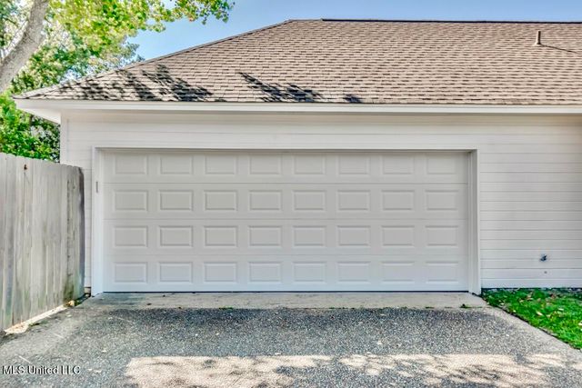 301 White Oak Drive, Brandon, MS 39047