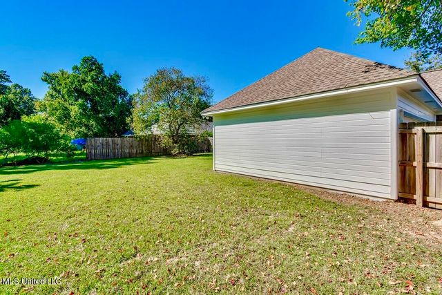 301 White Oak Drive, Brandon, MS 39047