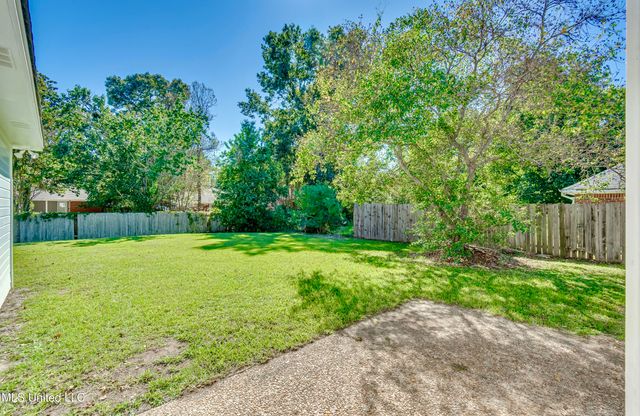 301 White Oak Drive, Brandon, MS 39047