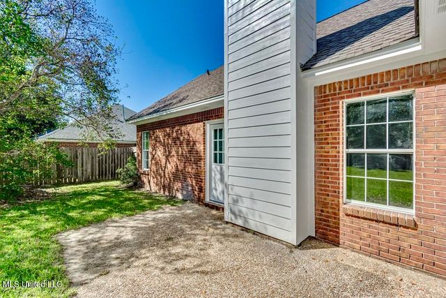 301 White Oak Drive, Brandon, MS 39047