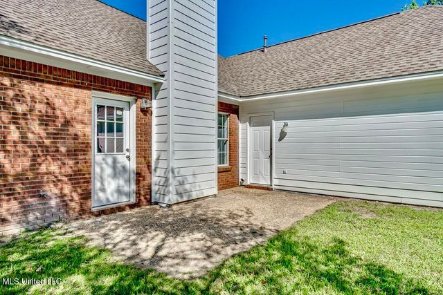 301 White Oak Drive, Brandon, MS 39047