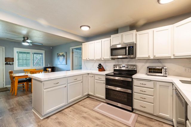 4760 Holly Dr, Shingle Springs, CA 95682