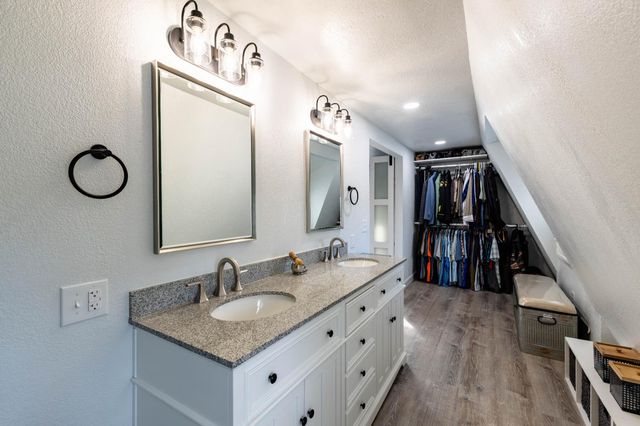 4760 Holly Dr, Shingle Springs, CA 95682