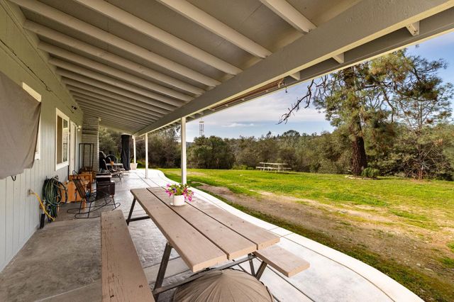 4760 Holly Dr, Shingle Springs, CA 95682