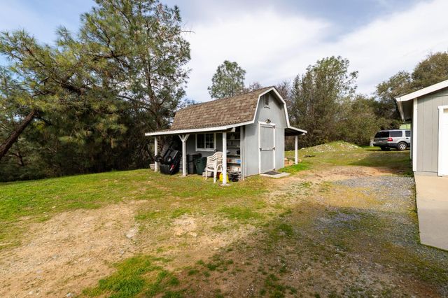 4760 Holly Dr, Shingle Springs, CA 95682