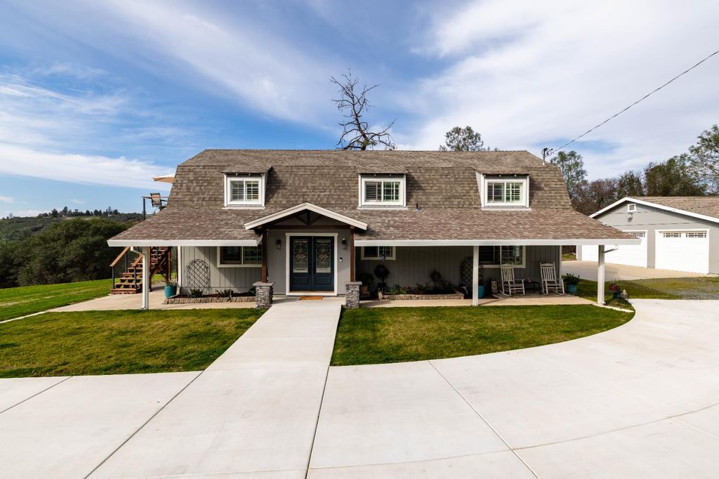 4760 Holly Dr, Shingle Springs, CA 95682