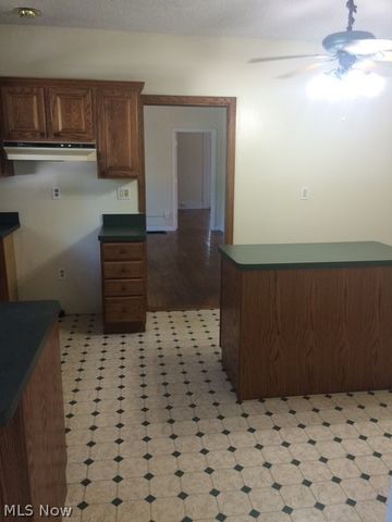7065 Lake Shore Boulevard, Mentor, OH 44060