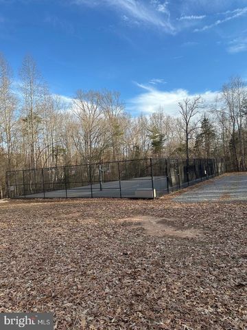 5519 BAZZANELLA DR, Mineral, VA 23117
