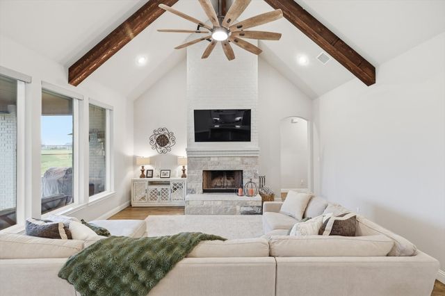 235 Columbia Court, Springtown, TX 76082