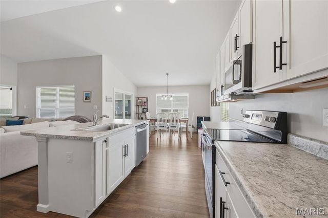 326 Dropseed Drive, Wentzville, MO 63385