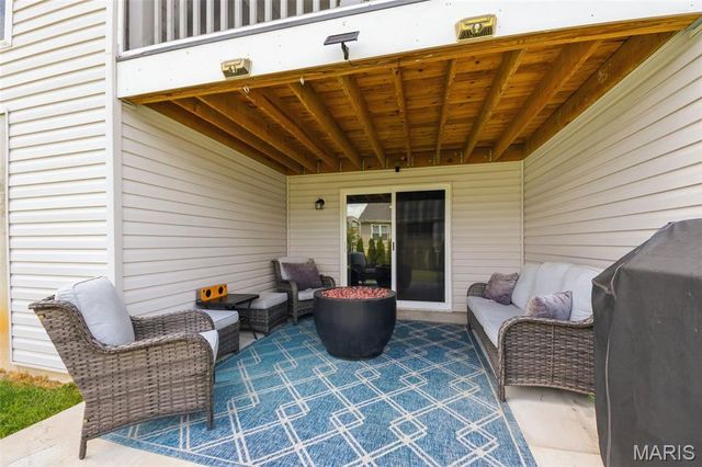 326 Dropseed Drive, Wentzville, MO 63385