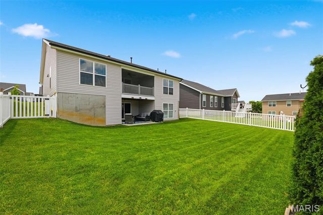 326 Dropseed Drive, Wentzville, MO 63385