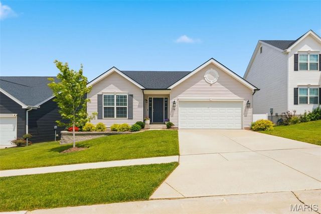 326 Dropseed Drive, Wentzville, MO 63385