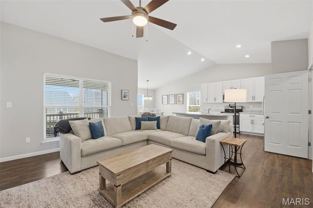 326 Dropseed Drive, Wentzville, MO 63385