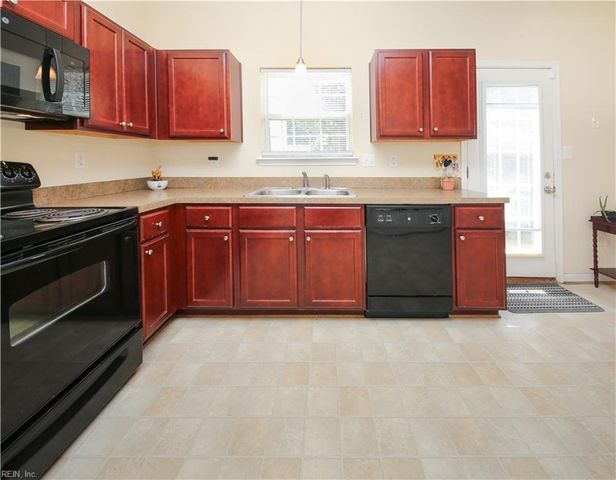 2025 Freeney AVE, Suffolk, VA 23434