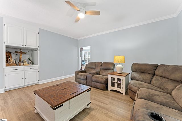 204 Bermuda Drive, Greenwood, SC 29649