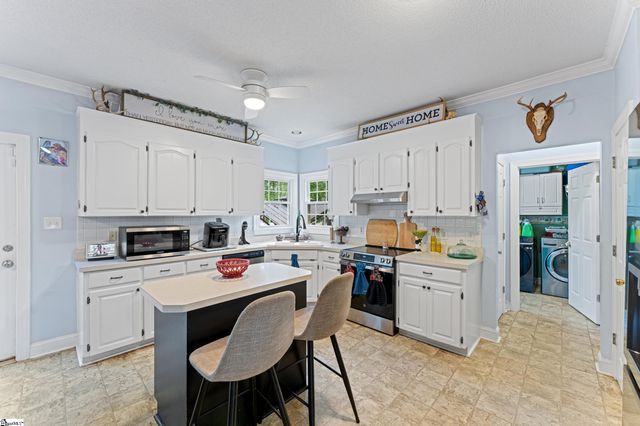 204 Bermuda Drive, Greenwood, SC 29649