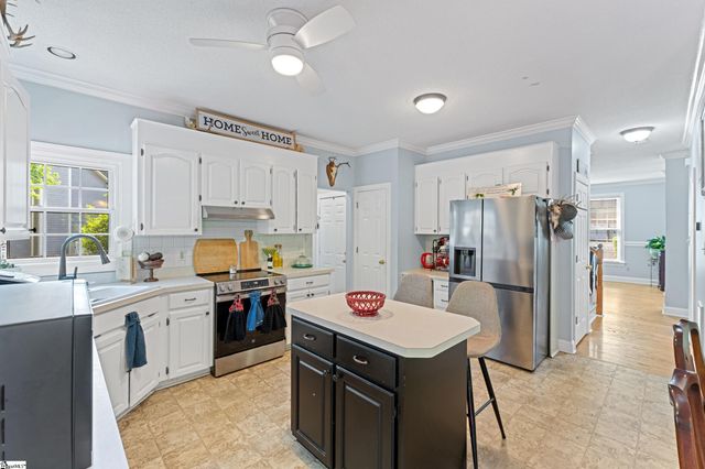 204 Bermuda Drive, Greenwood, SC 29649