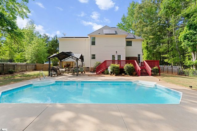 204 Bermuda Drive, Greenwood, SC 29649