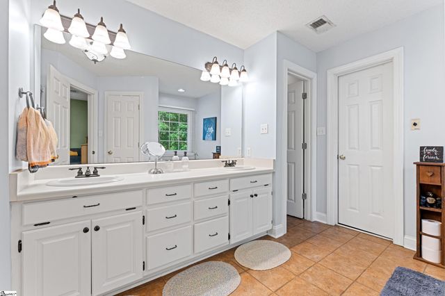 204 Bermuda Drive, Greenwood, SC 29649