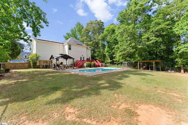 204 Bermuda Drive, Greenwood, SC 29649