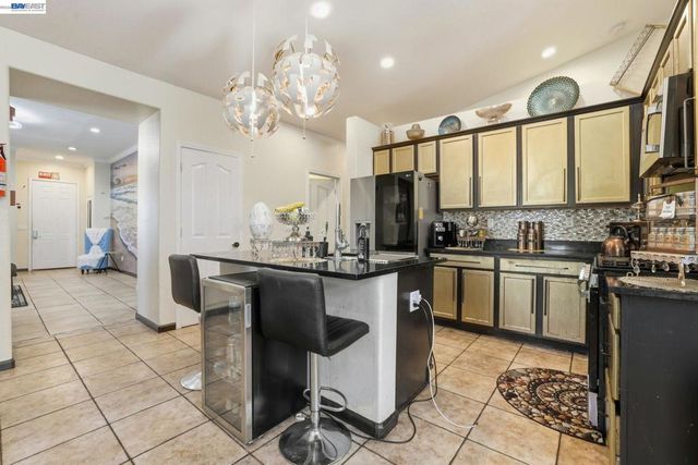 3209 Beretania Way, Sacramento, CA 95834