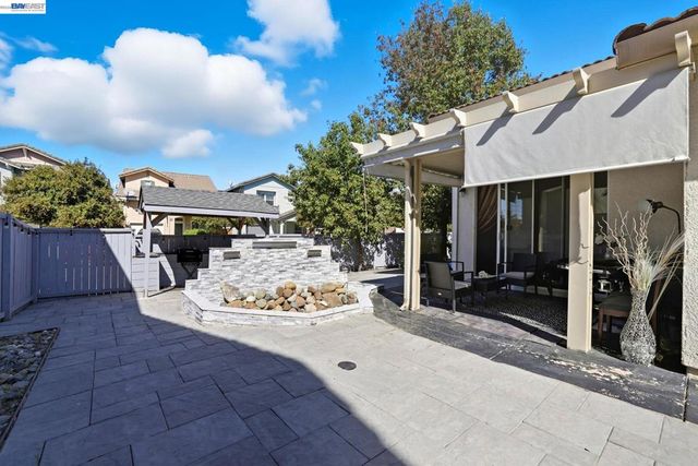 3209 Beretania Way, Sacramento, CA 95834
