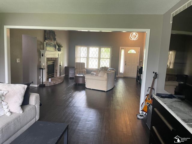 6755 Marzden Drive, Bedford Twp, MI 48144