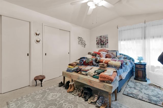 703 N Holly Avenue, Sherman, TX 75092