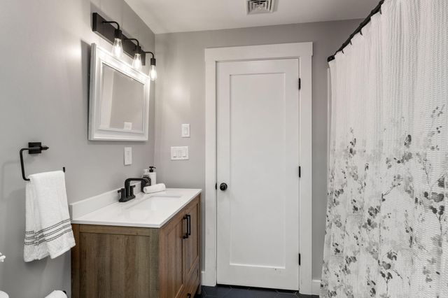 115 Kiahs Way, East Sandwich, MA 02537