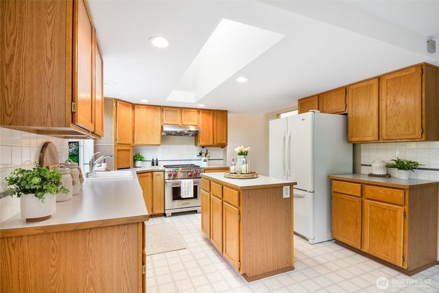 4710 SE 123rd Street, Everett, WA 98208