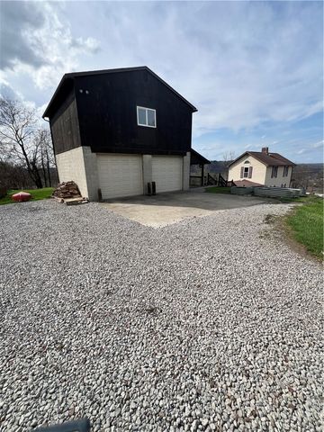 121 S Northview Ave, South New Castle Boro, PA 16102