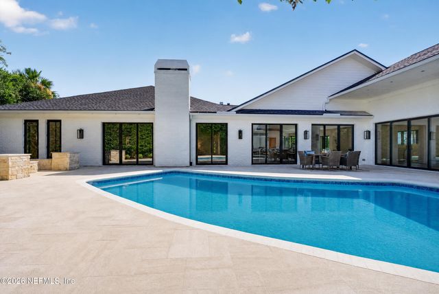 26 MARIA Place, Ponte Vedra Beach, FL 32082