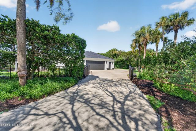 26 MARIA Place, Ponte Vedra Beach, FL 32082