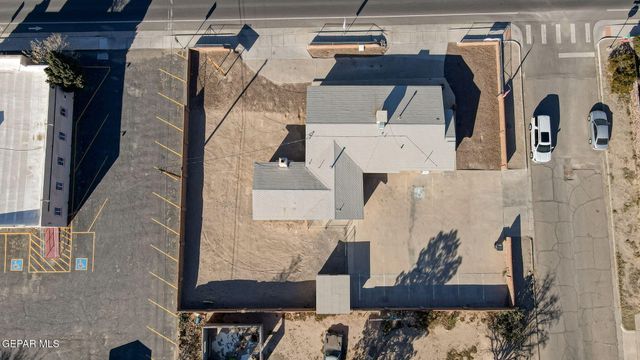 300 S 7th Street Street, Anthony, TX 79821