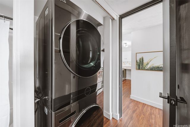 1717 Mott Smith Drive 2403, Honolulu, HI 96822