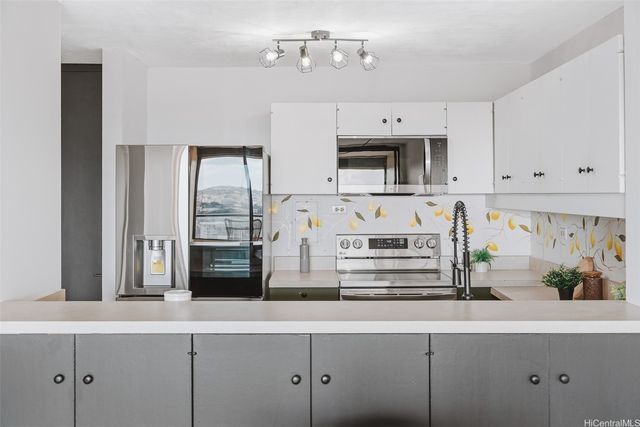 1717 Mott Smith Drive 2403, Honolulu, HI 96822